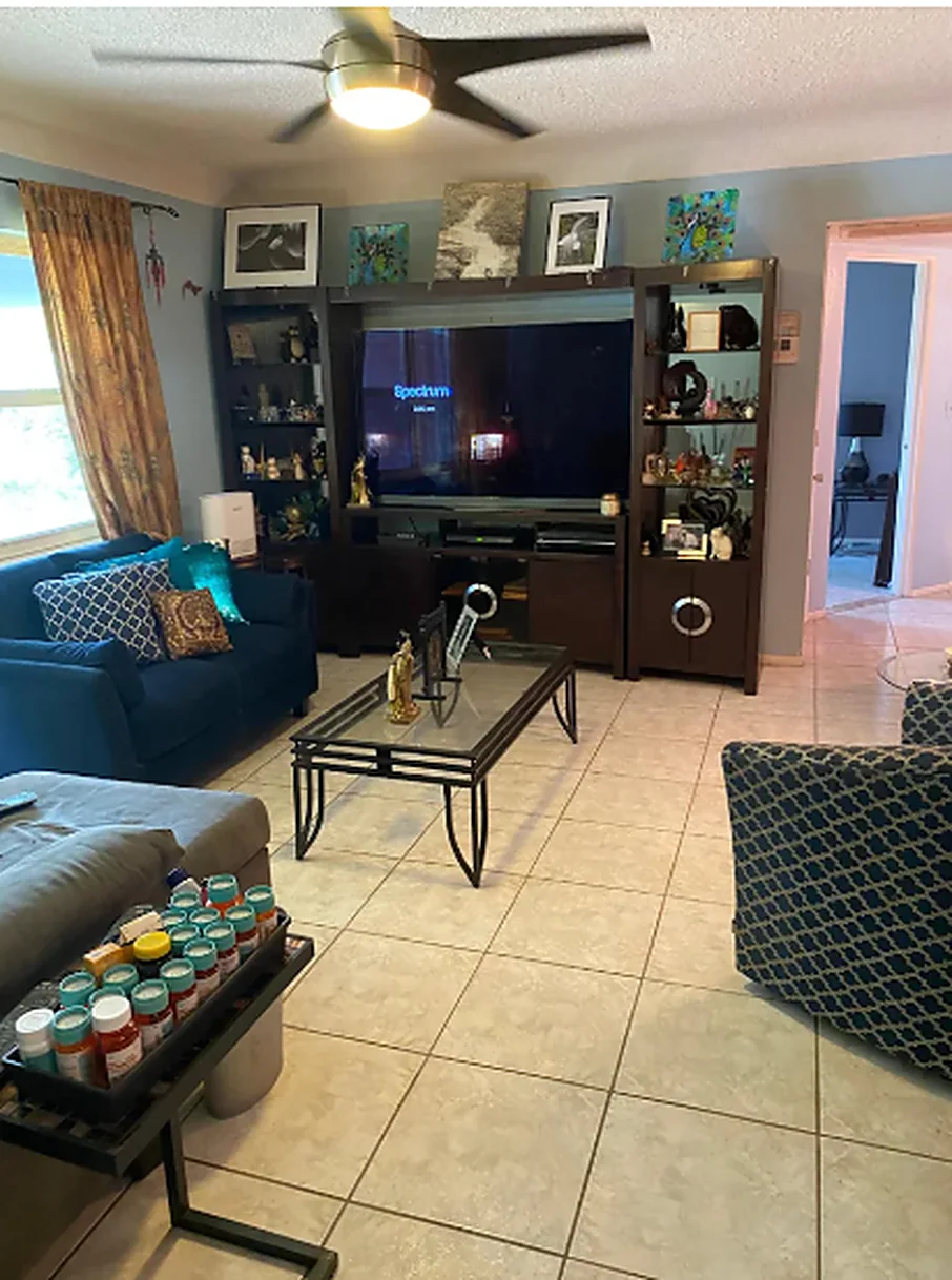 A clean and tidy living room after a Sunbrite Cleaning LLC service